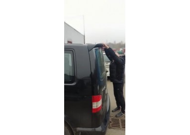 Спойлер на заднюю дверь для VOLKSWAGEN T5 03-15, c одной откидной дверью